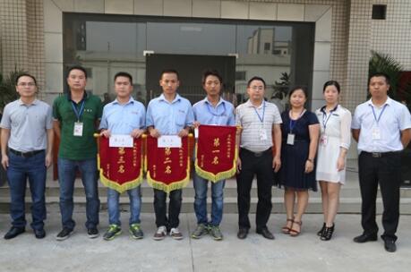 努力拼搏，打造最強(qiáng)執(zhí)行力團(tuán)隊(duì)——記棟方軍訓(xùn)匯演