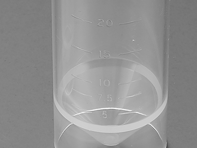 管體表面刻度清晰，方便觀察，準(zhǔn)確度±2%