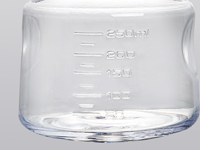 良好的透明度，刻度清晰，便于觀察容量