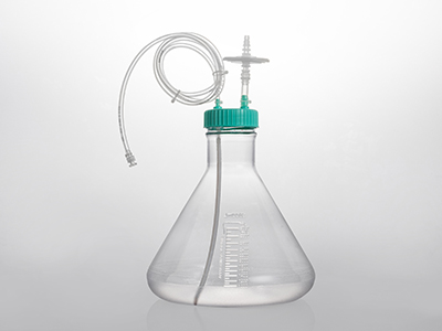 瓶蓋采用注塑一體式連接，降低泄露、殘留的風險